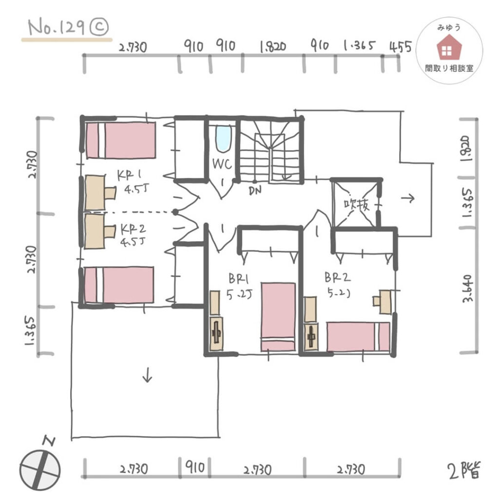 アイランドキッチンとテーブル横並びで家族の様子が見やすいLDKの間取り【36坪4LDK2階建】No.129C-寸法有2階