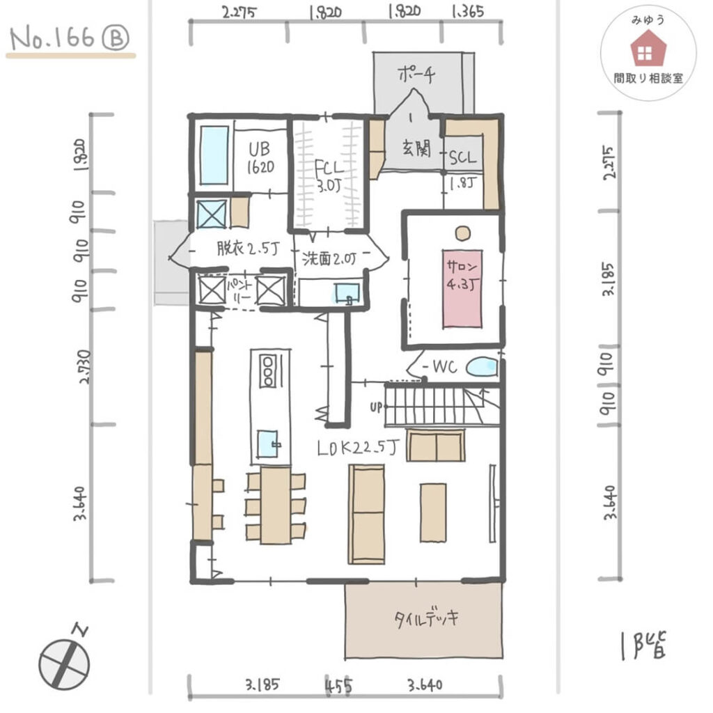 キッチンと水回りが近接し、それぞれに収納が充実したサロン付き住宅間取り【37坪3LDK2階建】No.166B-寸法有1階
